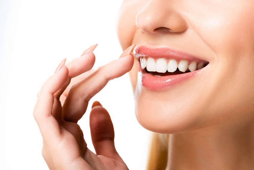 Les facettes dentaires peuvent-elles améliorer votre sourire ?